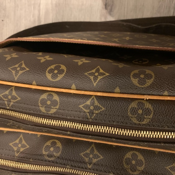 ❤️SOLD❤️ Louis Vuitton Reporter GM Monogram - Picture 10 of 16